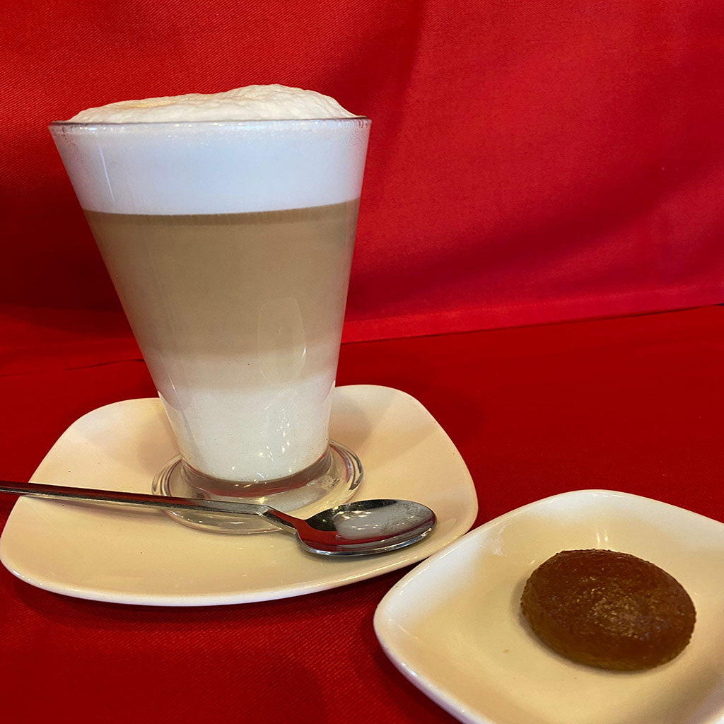 CAFFE LATTE