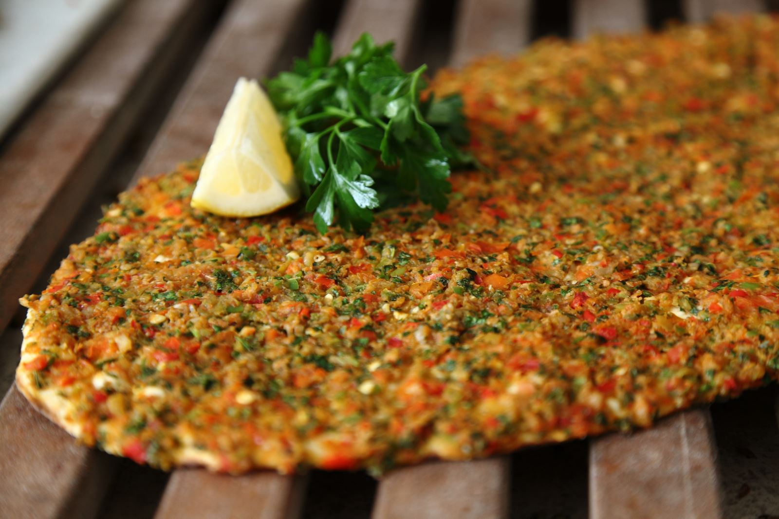 ÖZEL ANTEP LAHMACUN