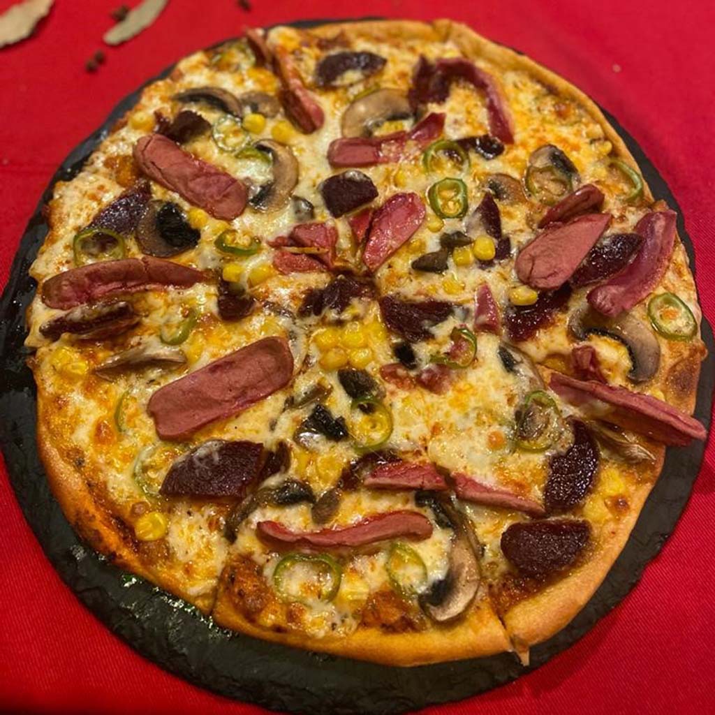 PARK INN SPESİYAL PİZZA