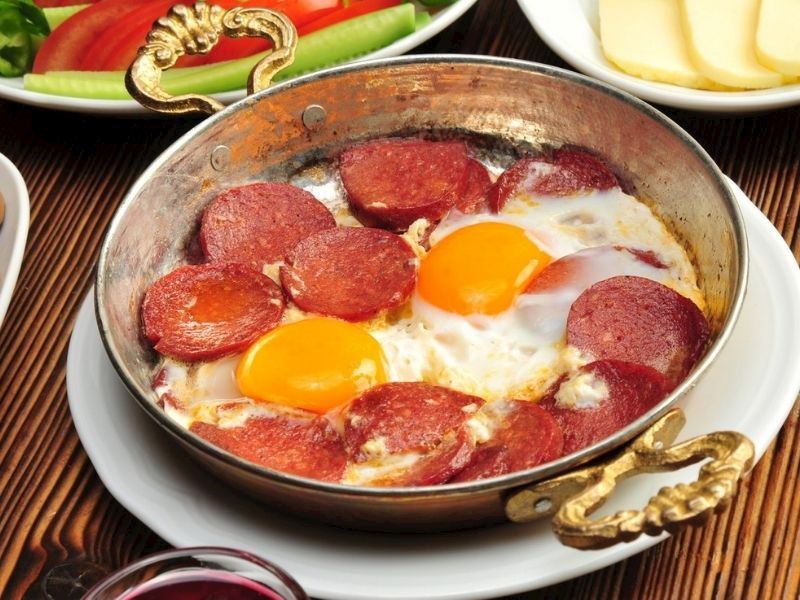 SAHANDA SUCUK YUMURTA